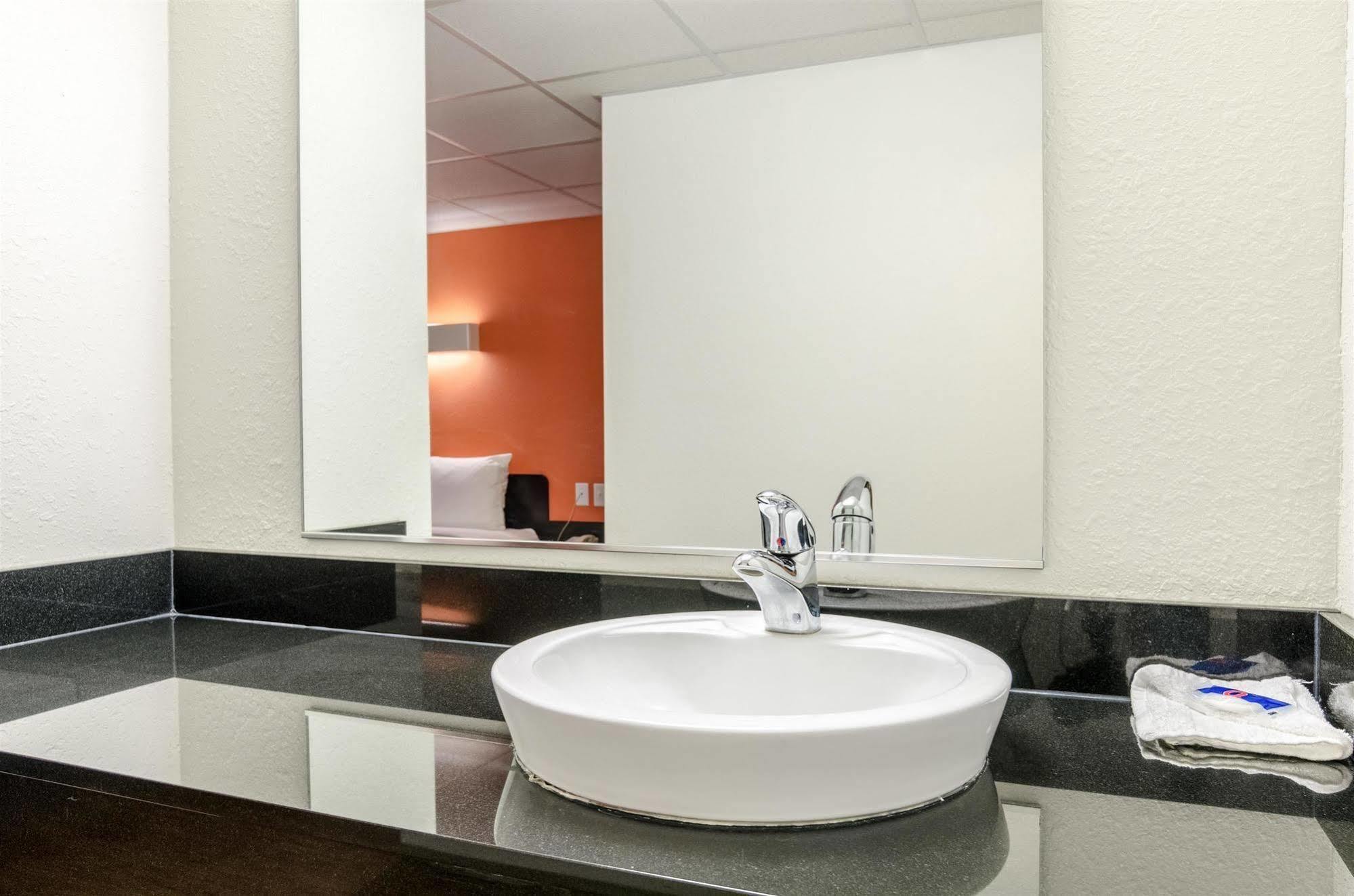 Motel 6-York, Ne Zewnętrze zdjęcie
